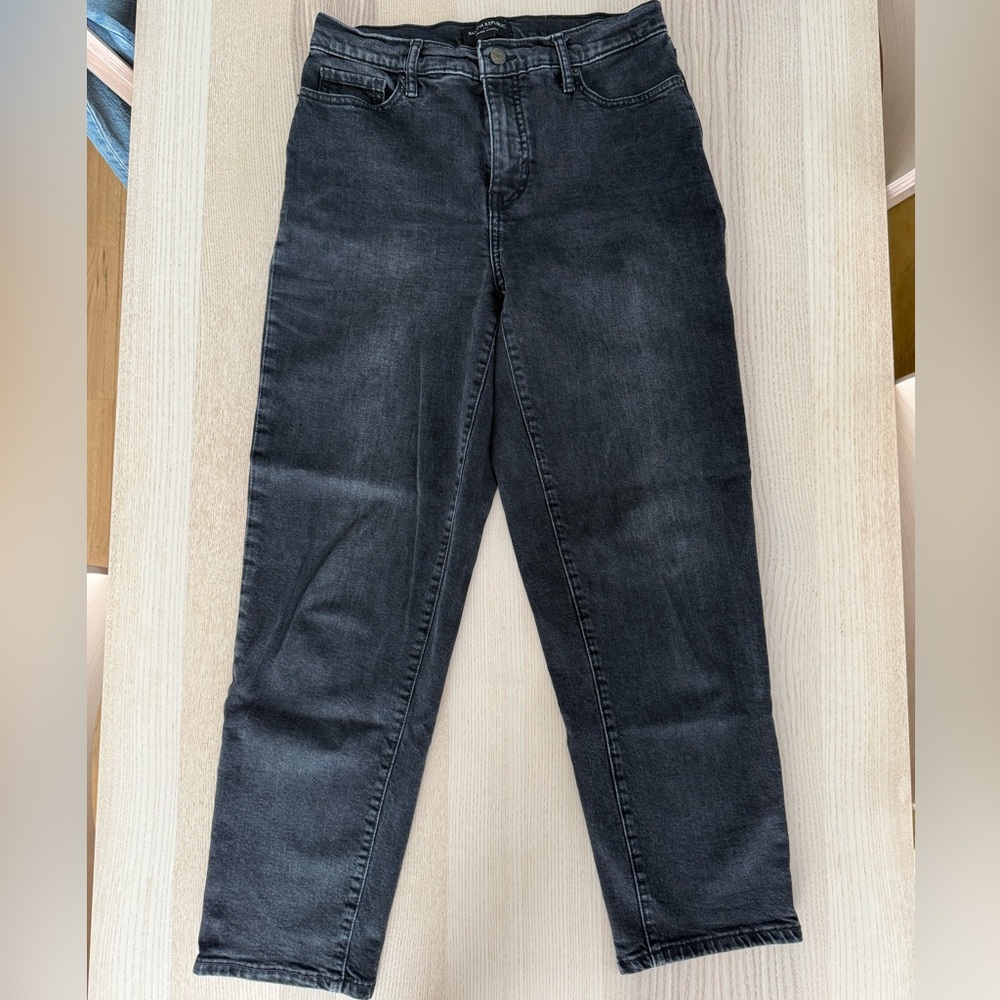 Women’s Black Jeans